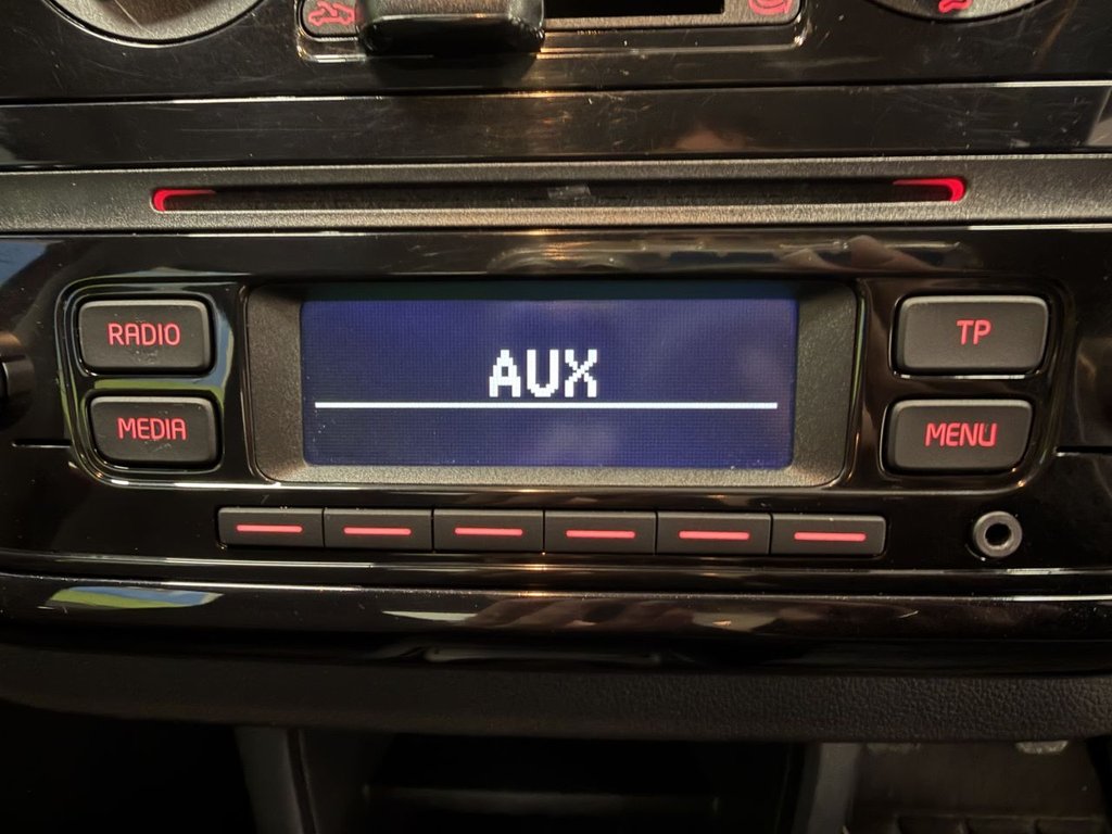 Used Volkswagen up! 2014 for sale - 77891096: Photo 22