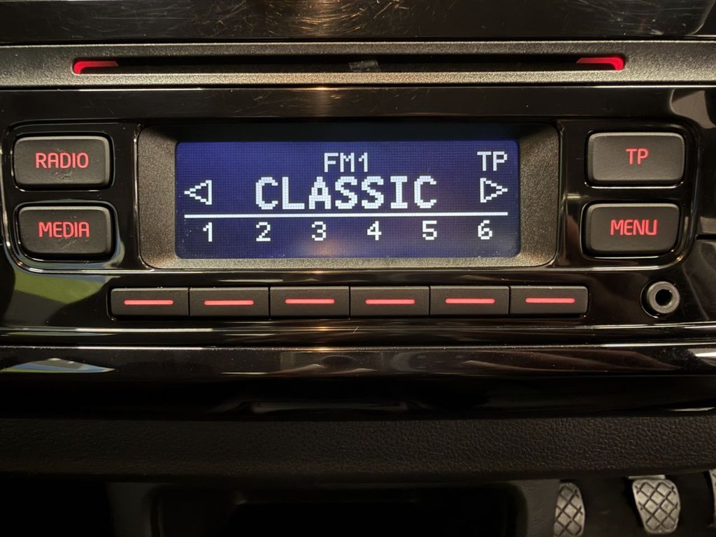 Used Volkswagen up! 2014 for sale - 77891096: Photo 23