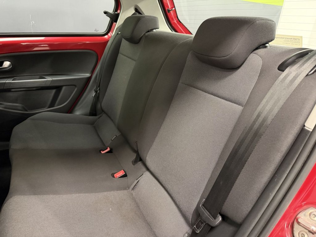 Used Volkswagen up! 2014 for sale - 77891096: Photo 30