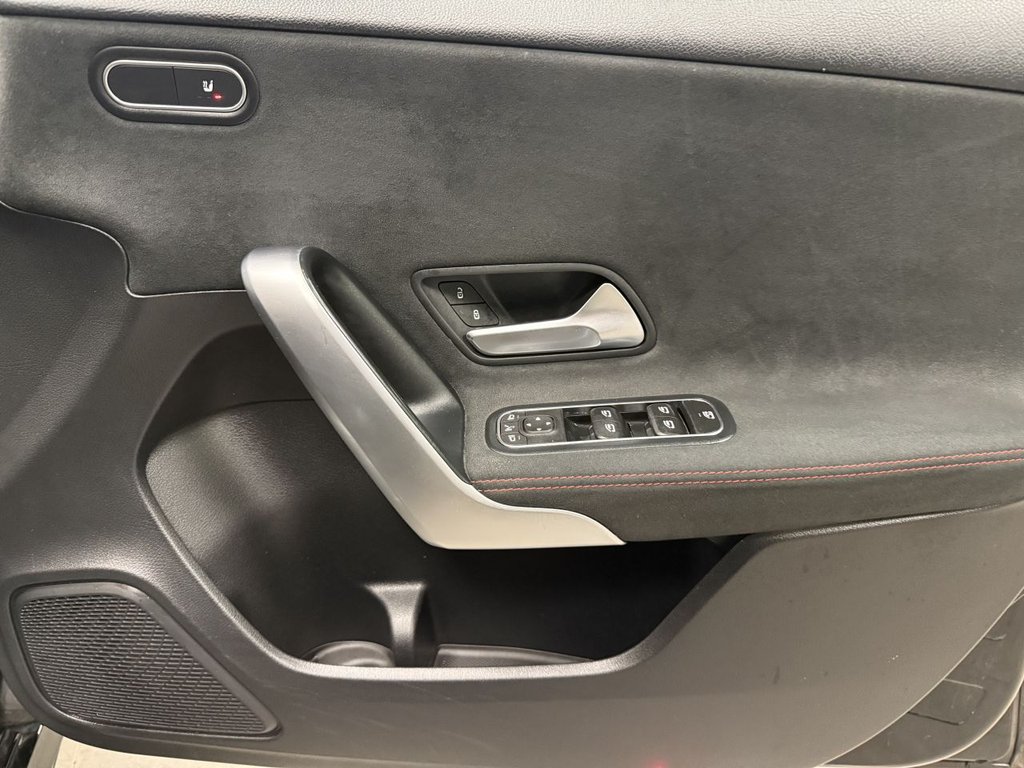 Used Mercedes-Benz A-Class 2018 for sale - 76590735: Photo 12