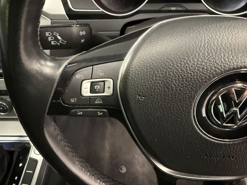 Used Volkswagen Passat 2015 for sale - 76106076: Photo 19