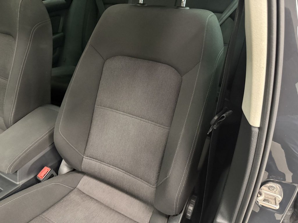 Used Volkswagen Passat 2015 for sale - 76106076: Photo 34