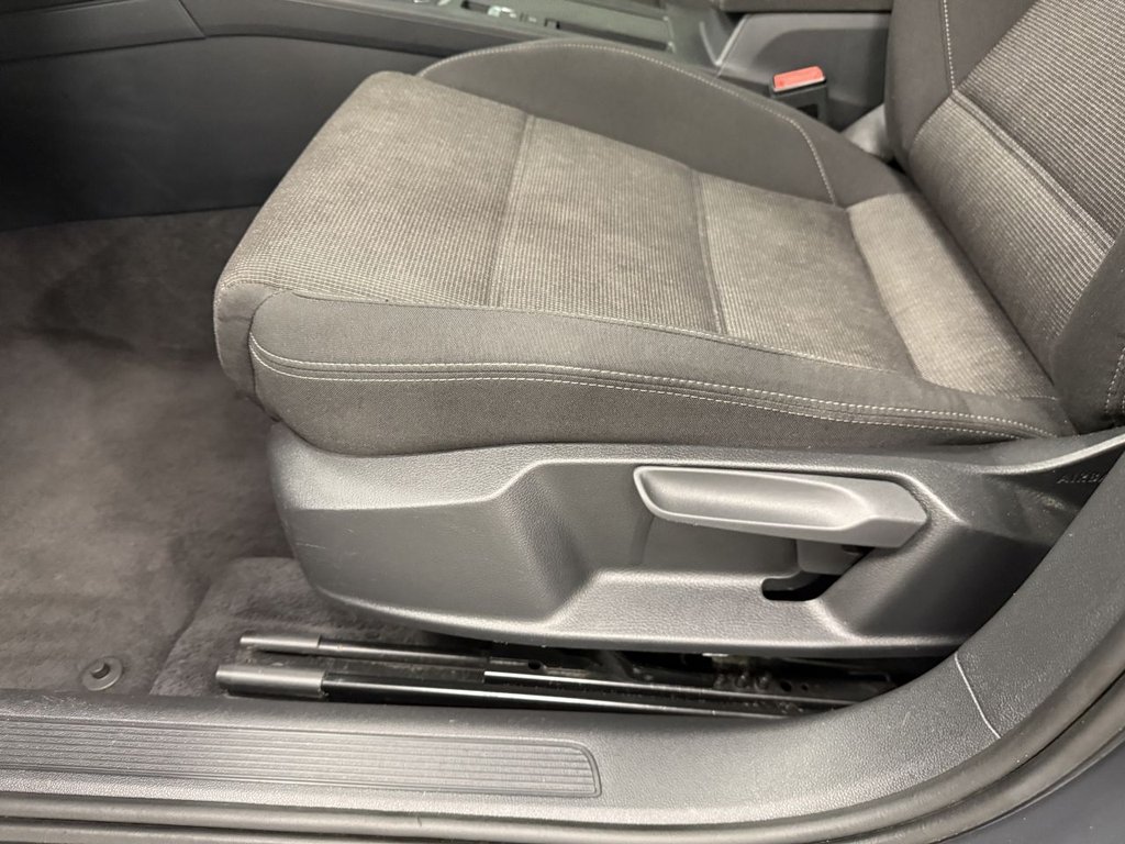 Used Volkswagen Passat 2015 for sale - 76106076: Photo 35