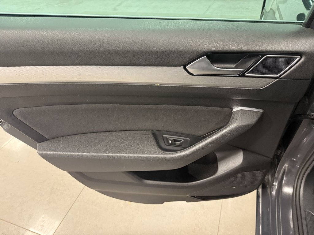 Used Volkswagen Passat 2015 for sale - 76106076: Photo 40
