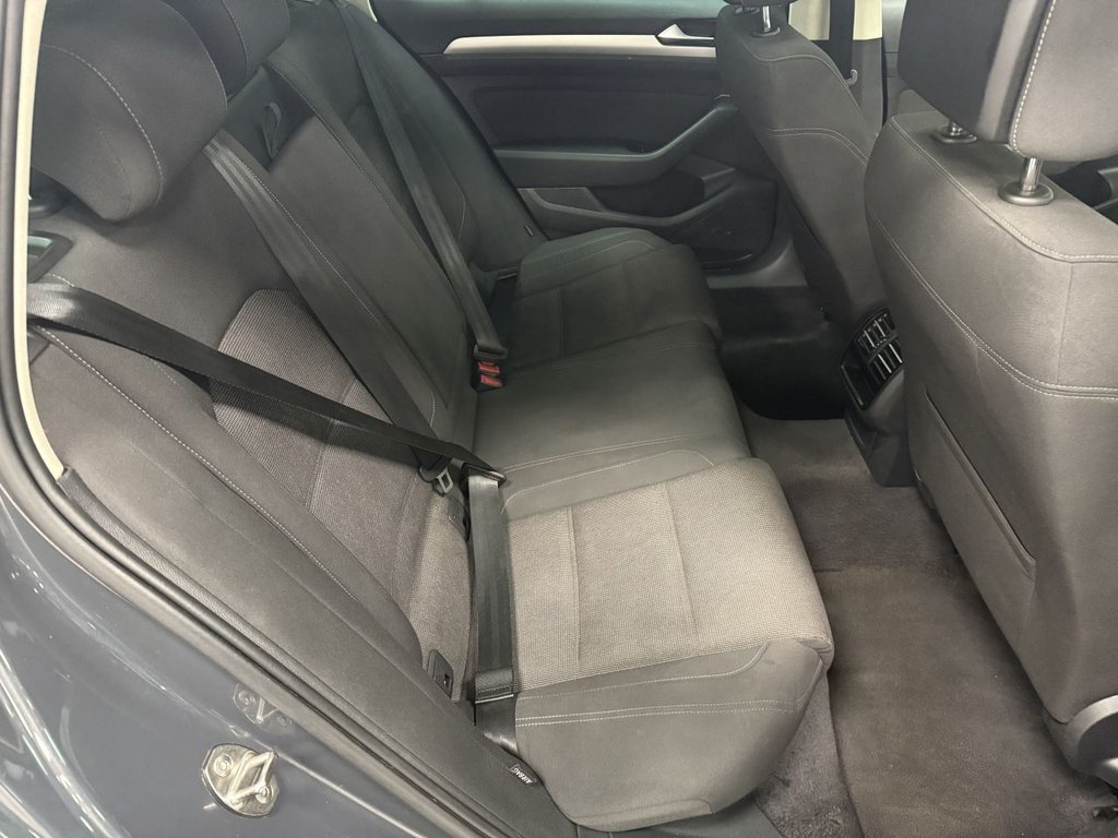 Used Volkswagen Passat 2015 for sale - 76106076: Photo 41