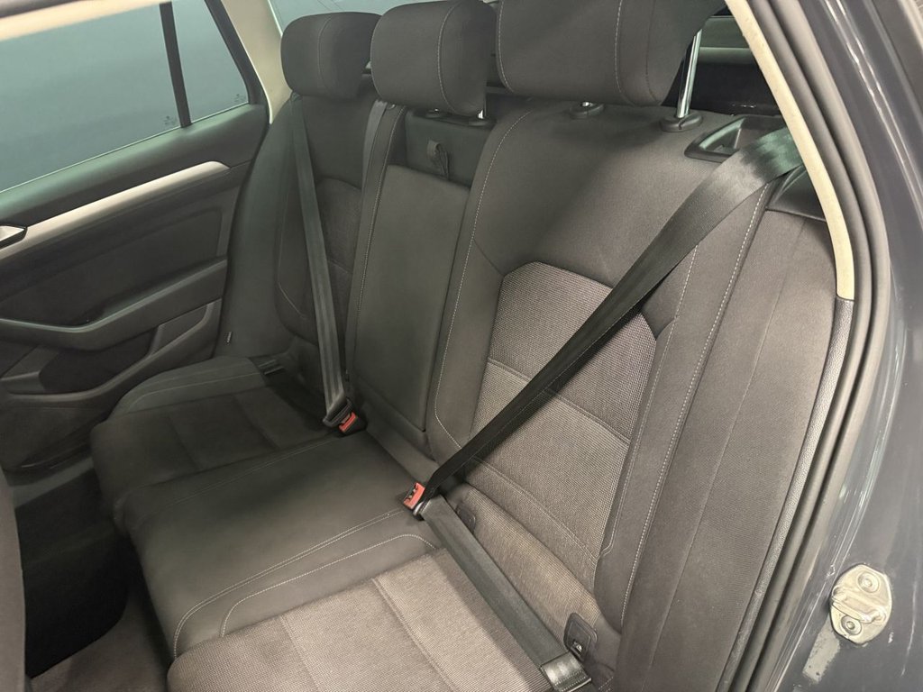 Used Volkswagen Passat 2015 for sale - 76106076: Photo 42