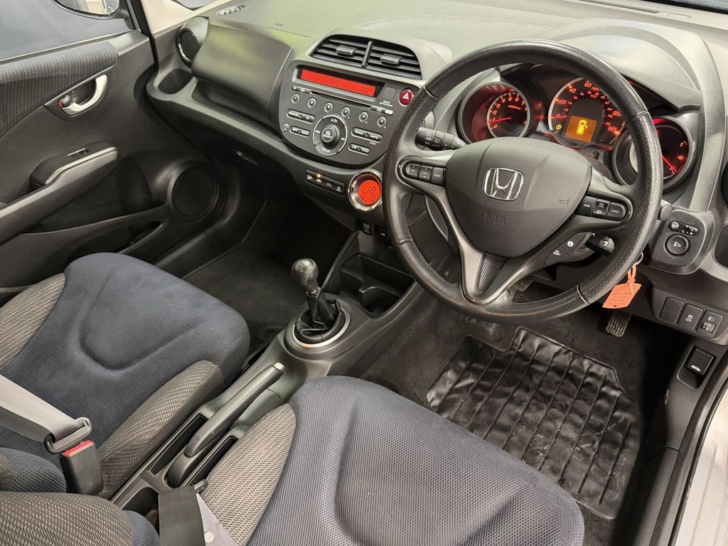 Used Honda Jazz 2014 for sale - 77356210: Photo 16