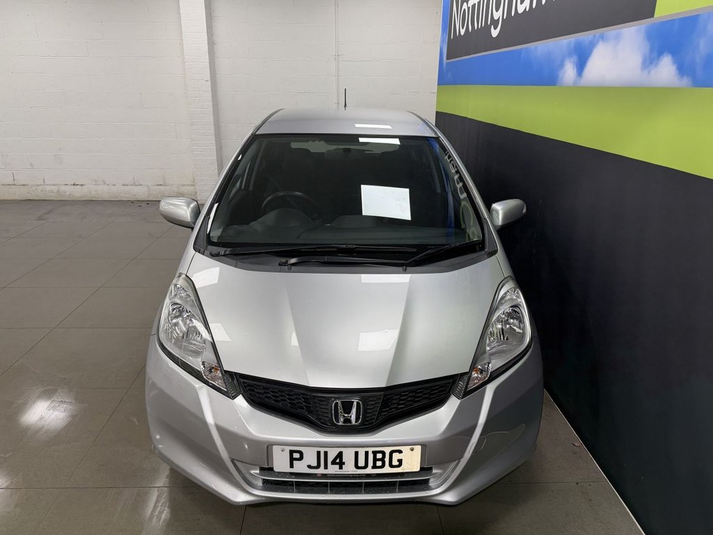 Used Honda Jazz 2014 for sale - 77356210: Photo 3