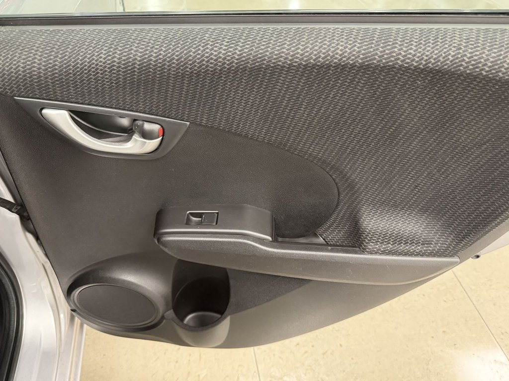 Used Honda Jazz 2014 for sale - 77356210: Photo 34