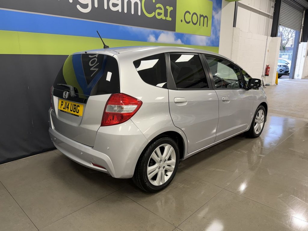 Used Honda Jazz 2014 for sale - 77356210: Photo 9