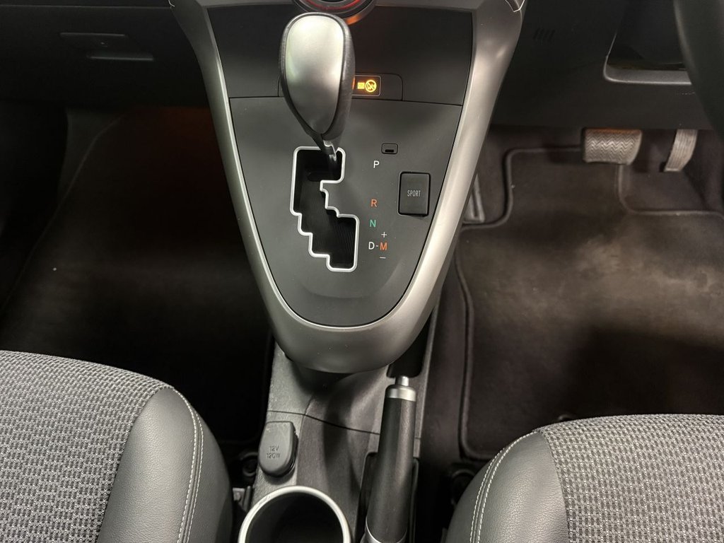 Used Toyota Verso 2013 for sale - 77133572: Photo 31