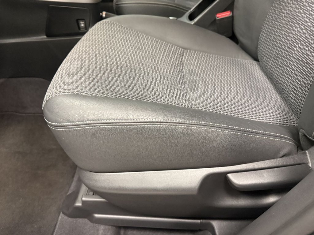 Used Toyota Verso 2013 for sale - 77133572: Photo 34