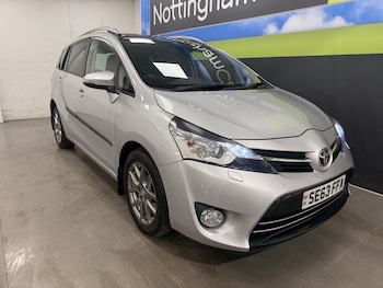 Used Toyota Verso 2013 for sale - 77133572: Photo