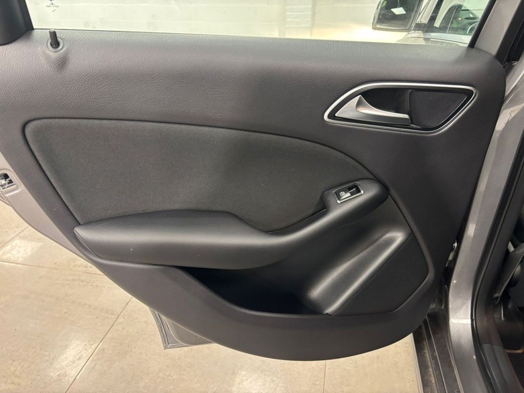 Used Mercedes-Benz B Class 2013 for sale - 77477583: Photo 37