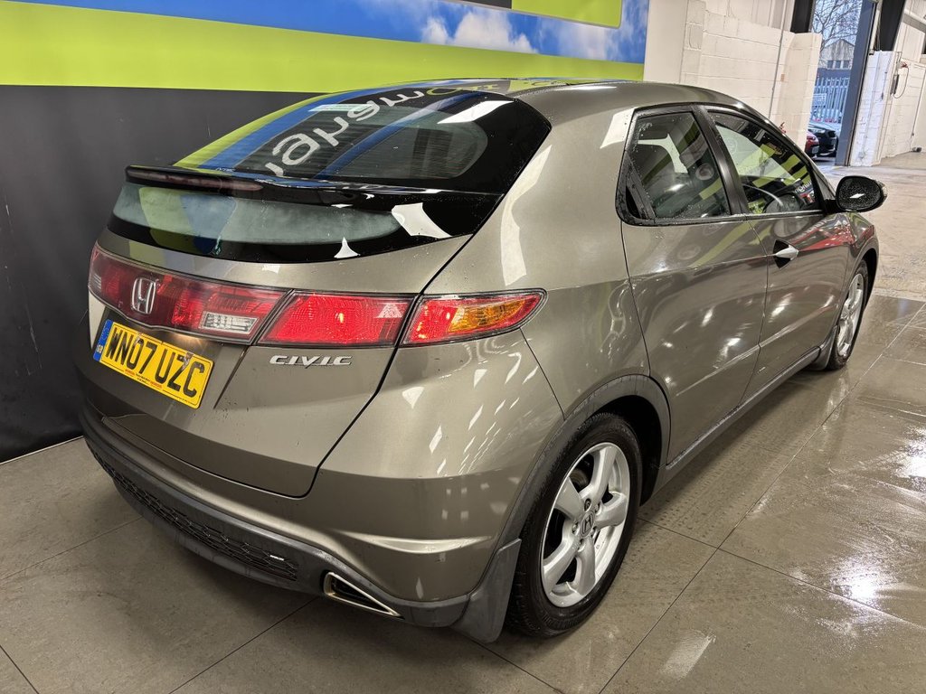 Used Honda Civic 2007 for sale - 77477367: Photo 5