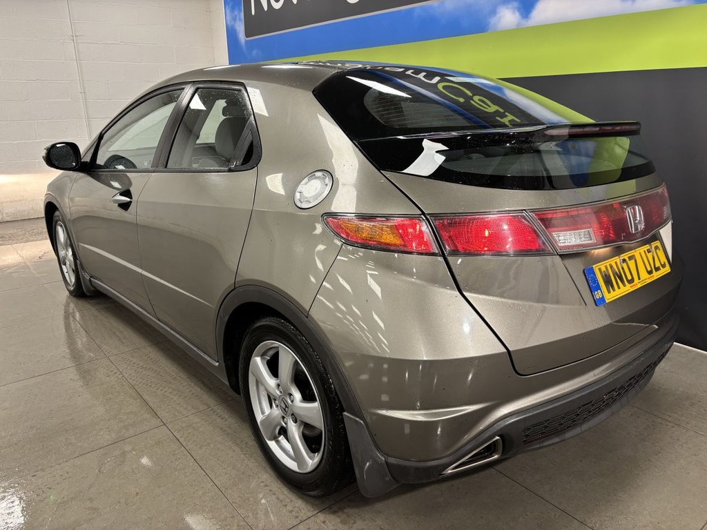 Used Honda Civic 2007 for sale - 77477367: Photo 8