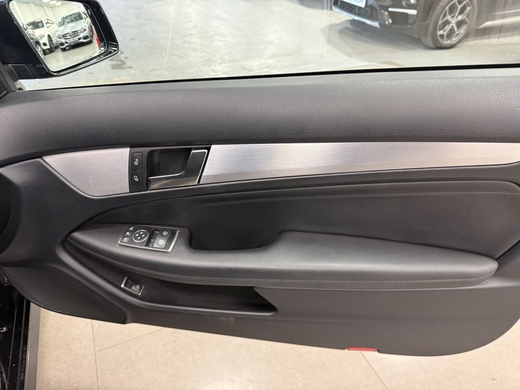Used Mercedes-Benz C Class 2011 for sale - 76223309: Photo 13