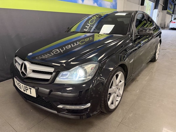 Used Mercedes-Benz C-Class 2011 for sale - 76223309: Photo 8