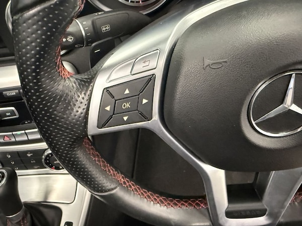 Used Mercedes-Benz SLK 2014 for sale - 75527782: Photo 30