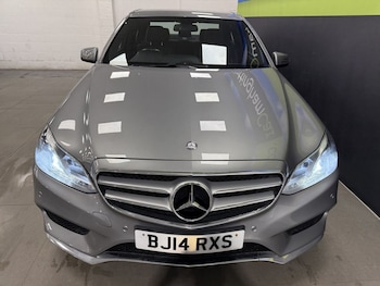 Used Mercedes-Benz E Class 2014 for sale - 76570098: Photo