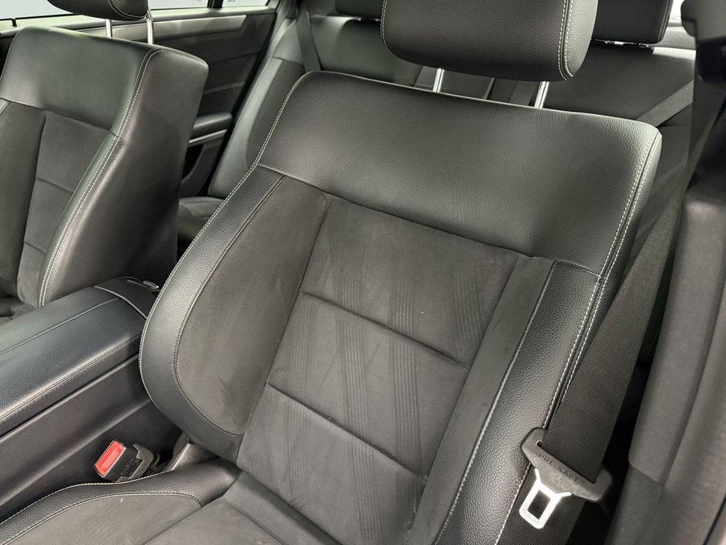 Used Mercedes-Benz E Class 2014 for sale - 76570098: Photo 33
