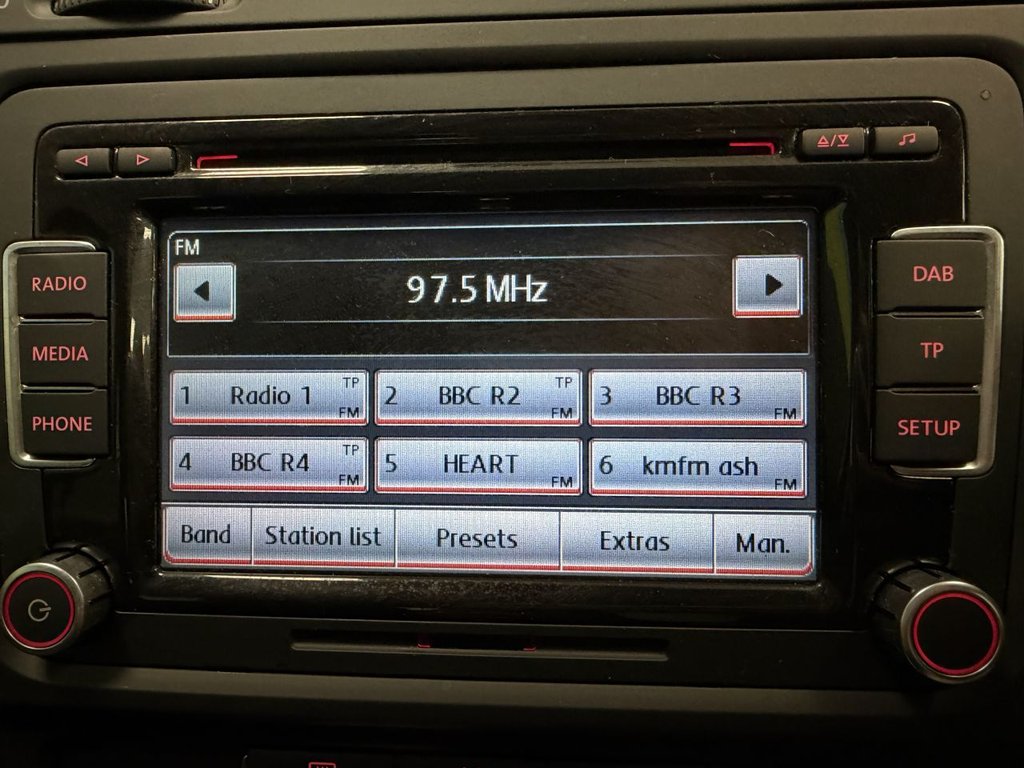 Used Volkswagen Golf 2011 for sale - 77890872: Photo 26