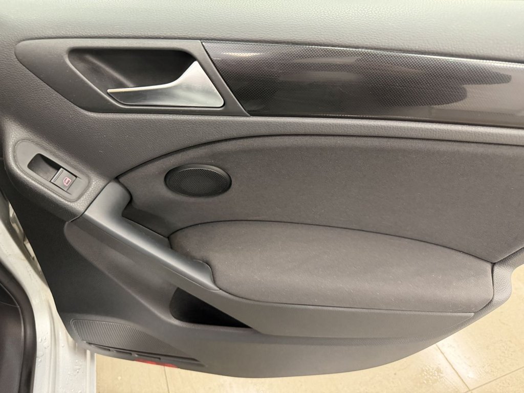 Used Volkswagen Golf 2011 for sale - 77890872: Photo 36