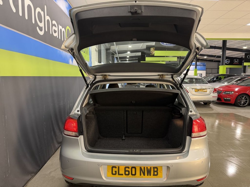 Used Volkswagen Golf 2011 for sale - 77890872: Photo 7