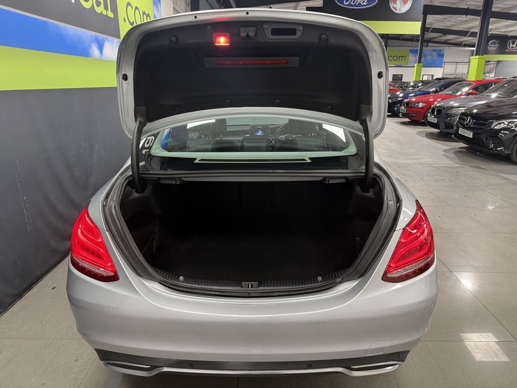 Used Mercedes-Benz C Class 2018 for sale - 76396458: Photo 11