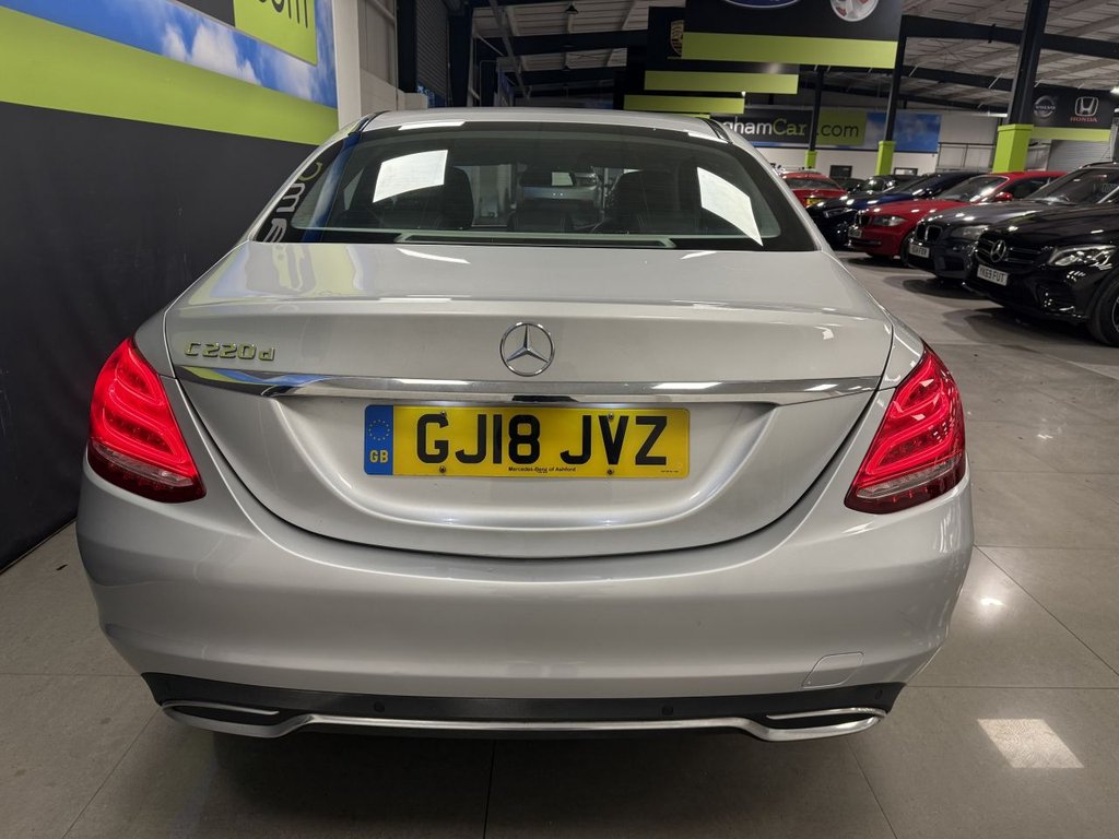 Used Mercedes-Benz C Class 2018 for sale - 76396458: Photo 6