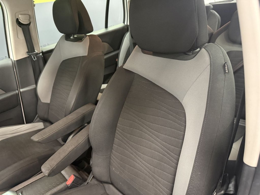 Used Citroen C4 Grand Picasso 2014 for sale - 77026939: Photo 29