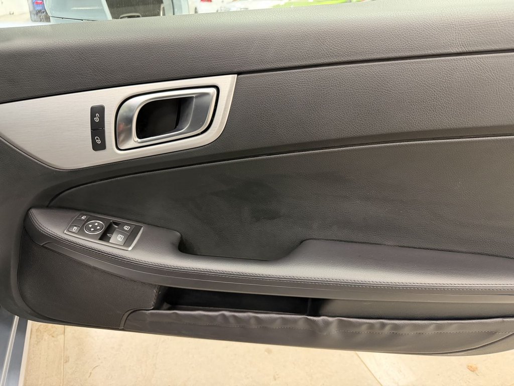 Used Mercedes-Benz SLK 2013 for sale - 77792499: Photo 18