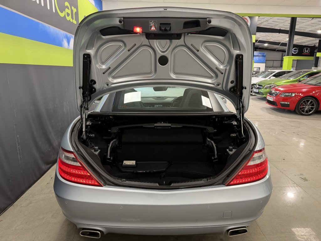 Used Mercedes-Benz SLK 2013 for sale - 77792499: Photo 7