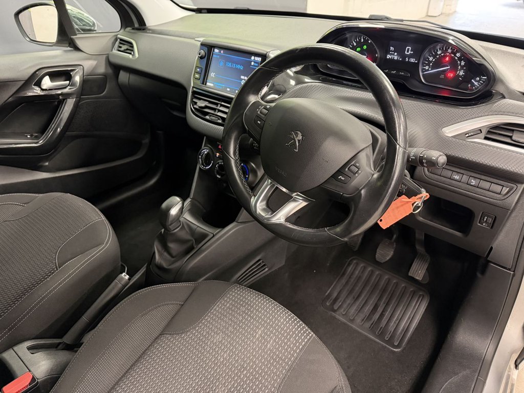 Used Peugeot 208 2018 for sale - 77891179: Photo 15