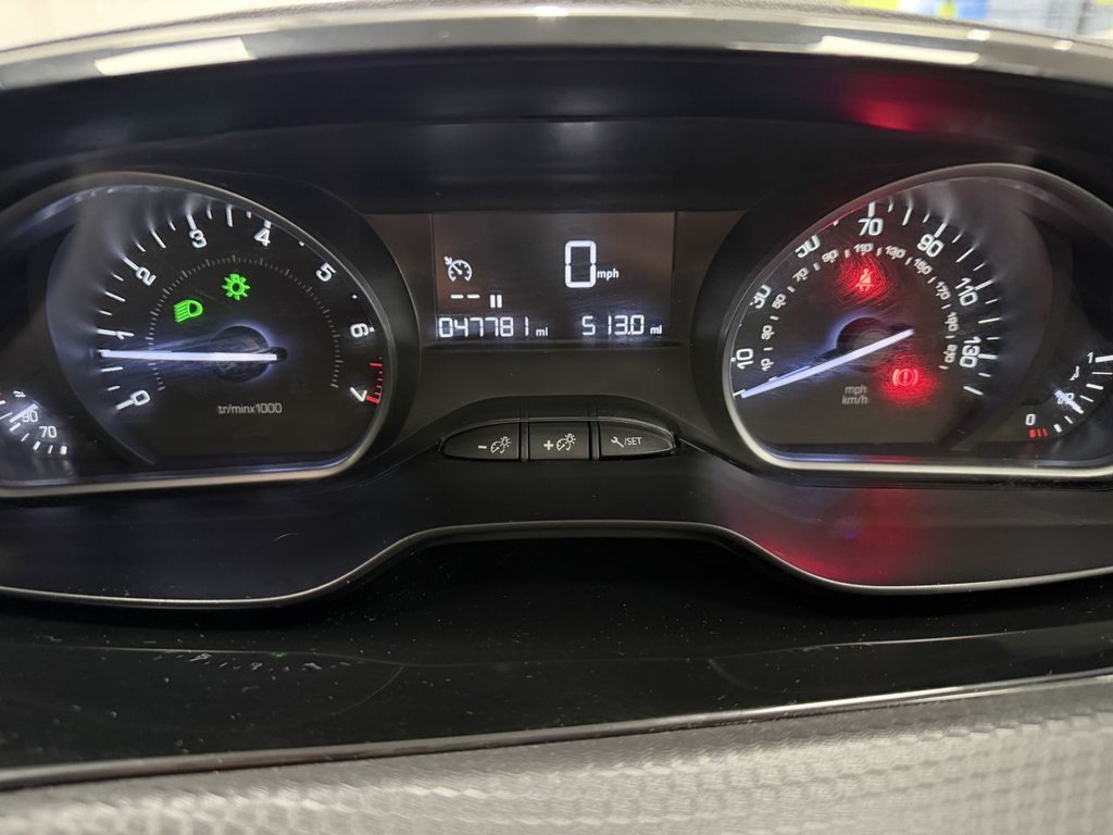 Used Peugeot 208 2018 for sale - 77891179: Photo 17