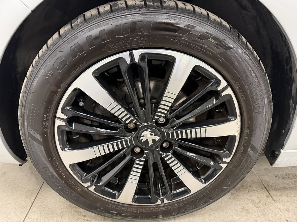 Used Peugeot 208 2018 for sale - 77891179: Photo 38