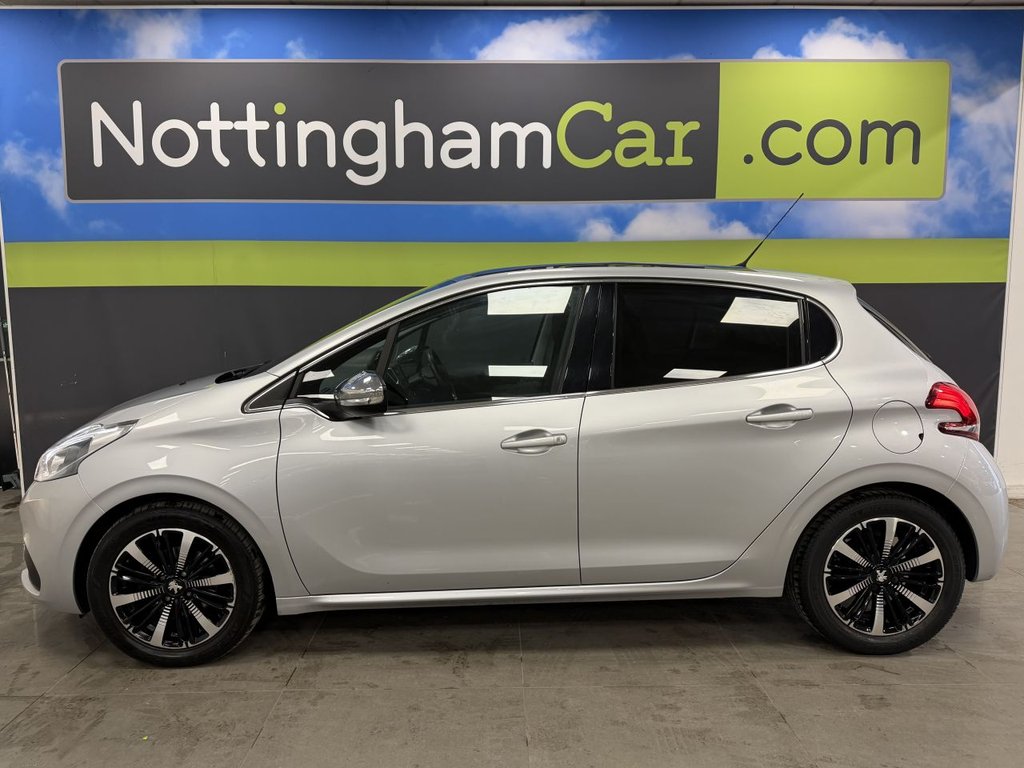 Used Peugeot 208 2018 for sale - 77891179: Photo 9
