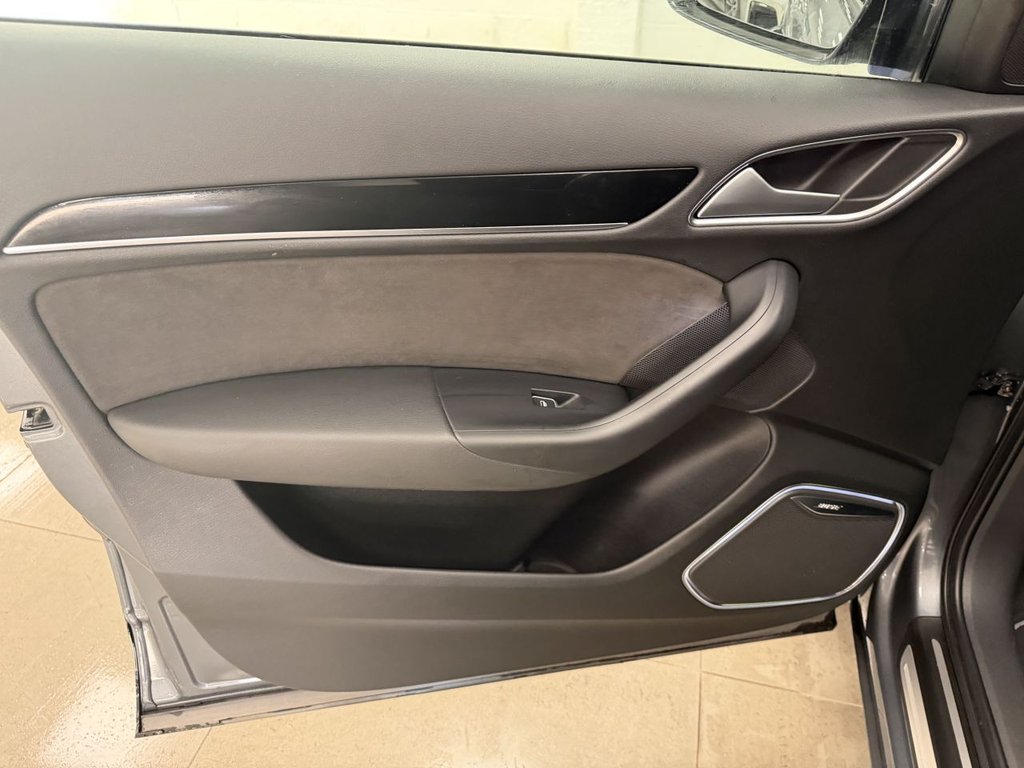 Used Audi Q3 2017 for sale - 77667431: Photo 30