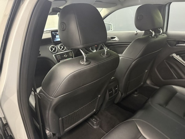 Used Mercedes-Benz A-Class 2017 for sale - 76119266: Photo 32