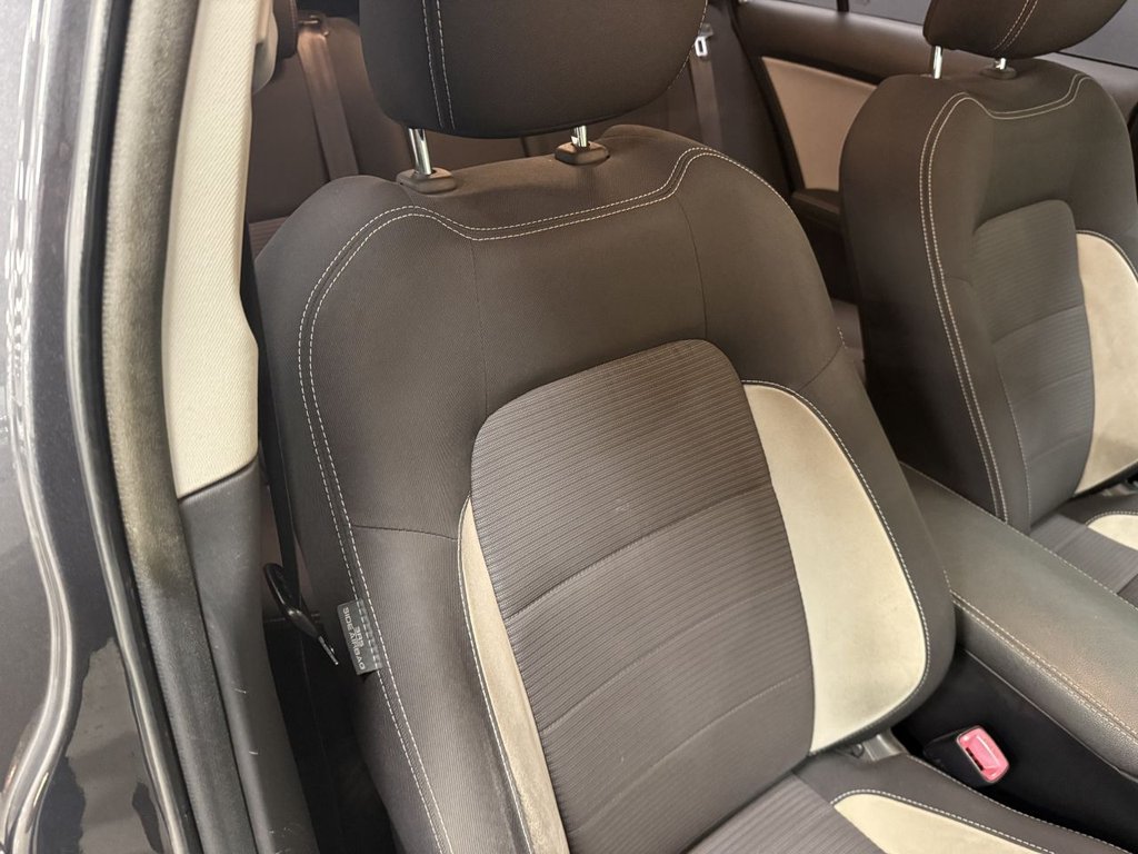 Used Toyota Avensis 2016 for sale - 77038123: Photo 15