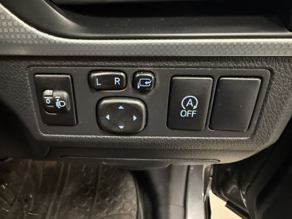 Used Toyota Avensis 2016 for sale - 77038123: Photo 20