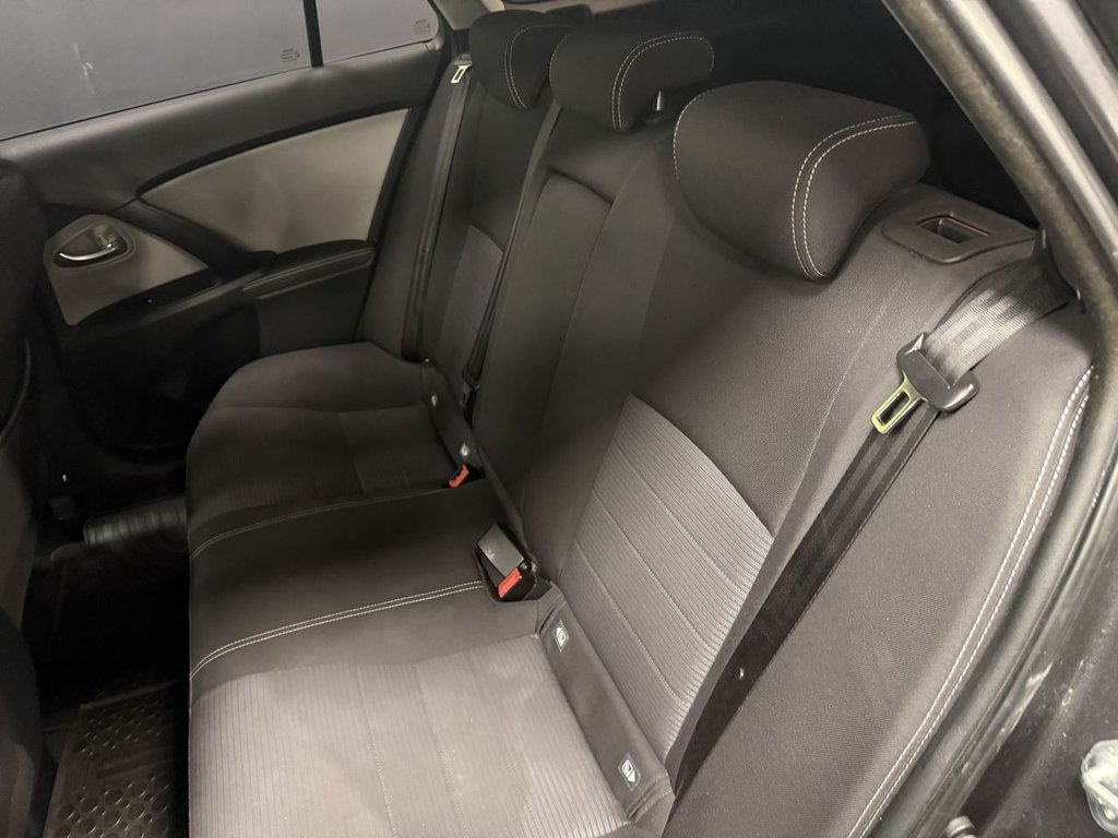 Used Toyota Avensis 2016 for sale - 77038123: Photo 37