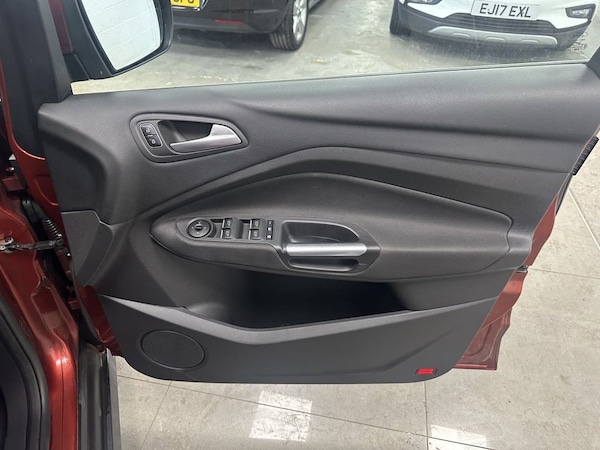 Used Ford Grand C-Max 2015 for sale - 75542704: Photo 13