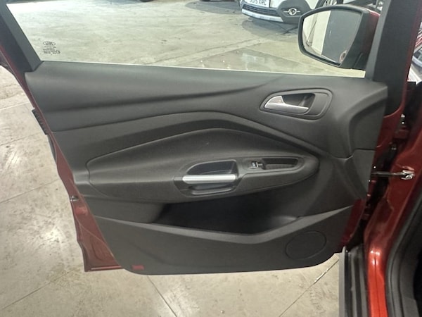 Used Ford Grand C-Max 2015 for sale - 75542704: Photo 32