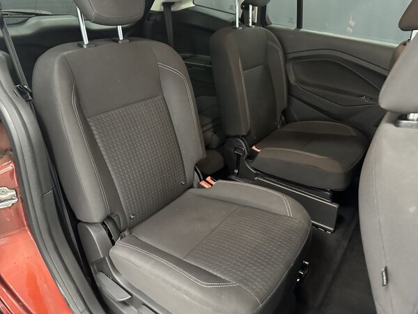 Used Ford Grand C-Max 2015 for sale - 75542704: Photo 37