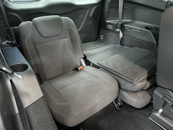 Used Ford Grand C-Max 2015 for sale - 75542704: Photo 38