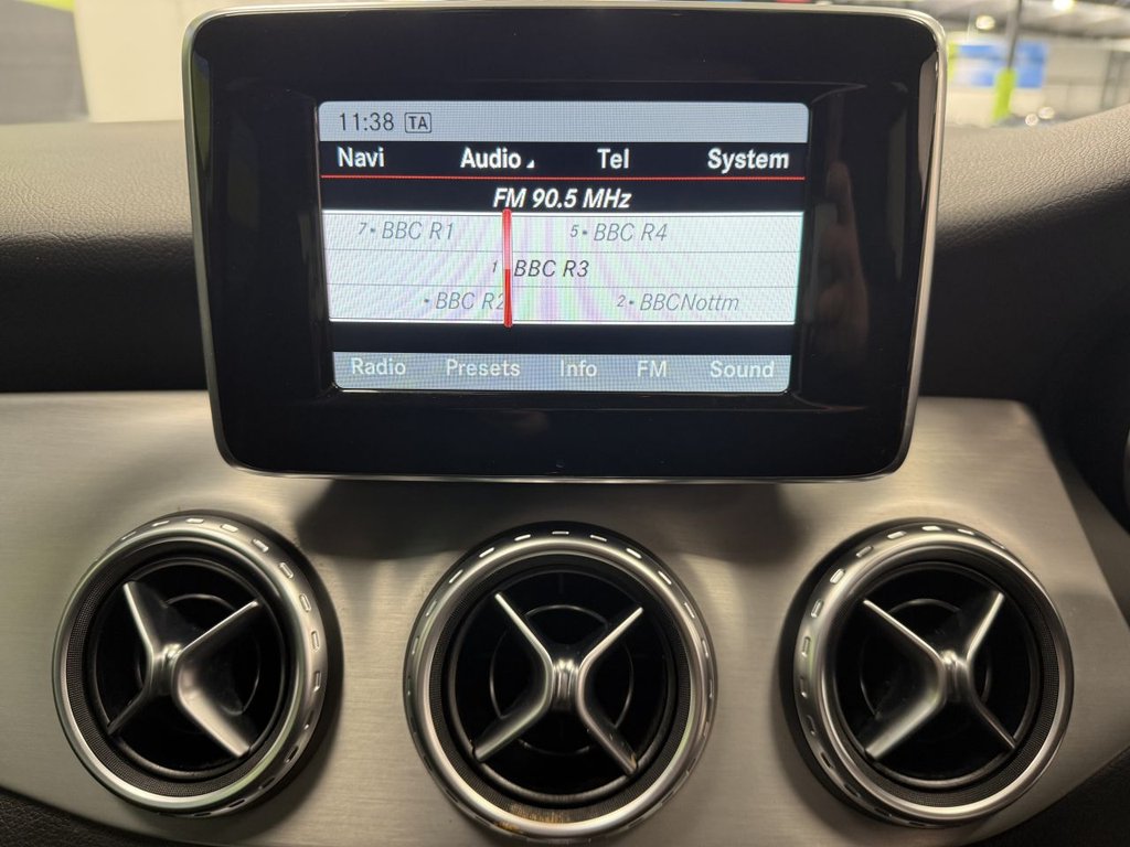 Used Mercedes-Benz GLA 2015 for sale - 76482206: Photo 17