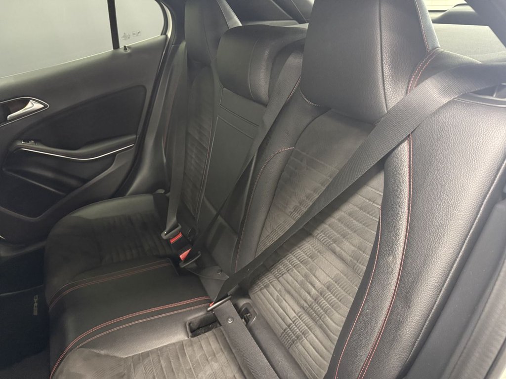 Used Mercedes-Benz GLA 2015 for sale - 76482206: Photo 42