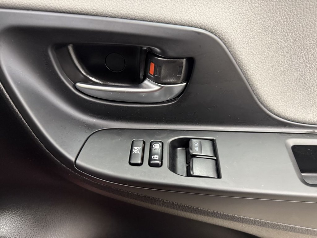 Used Toyota Yaris 2017 for sale - 76883748: Photo 16