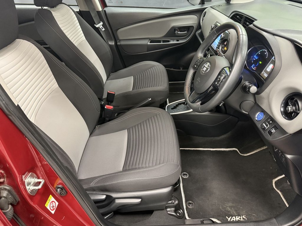 Used Toyota Yaris 2017 for sale - 76883748: Photo 17